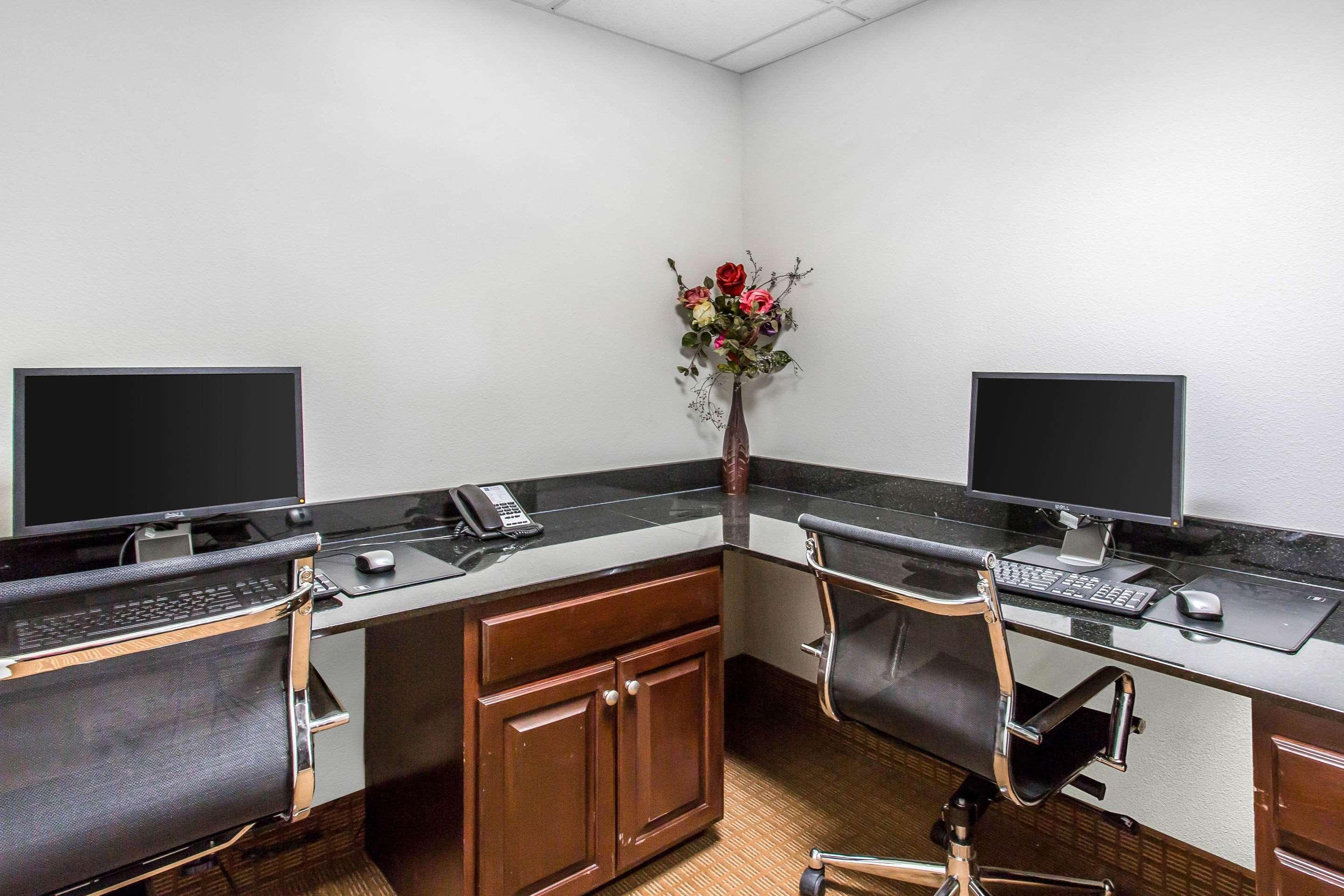Sleep Inn & Suites Lubbock Bagian luar foto