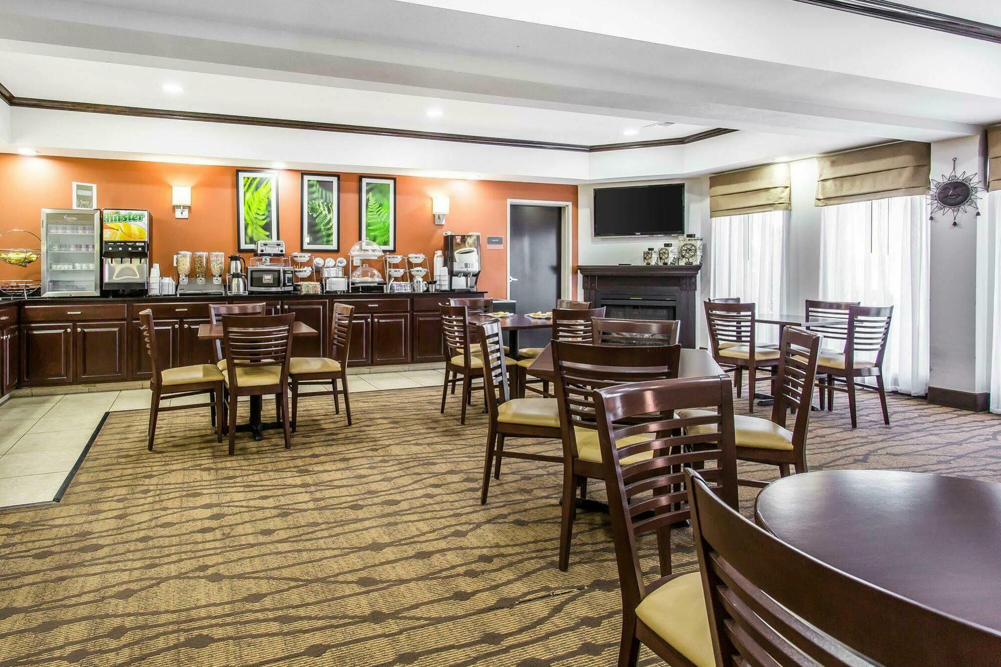 Sleep Inn & Suites Lubbock Bagian luar foto